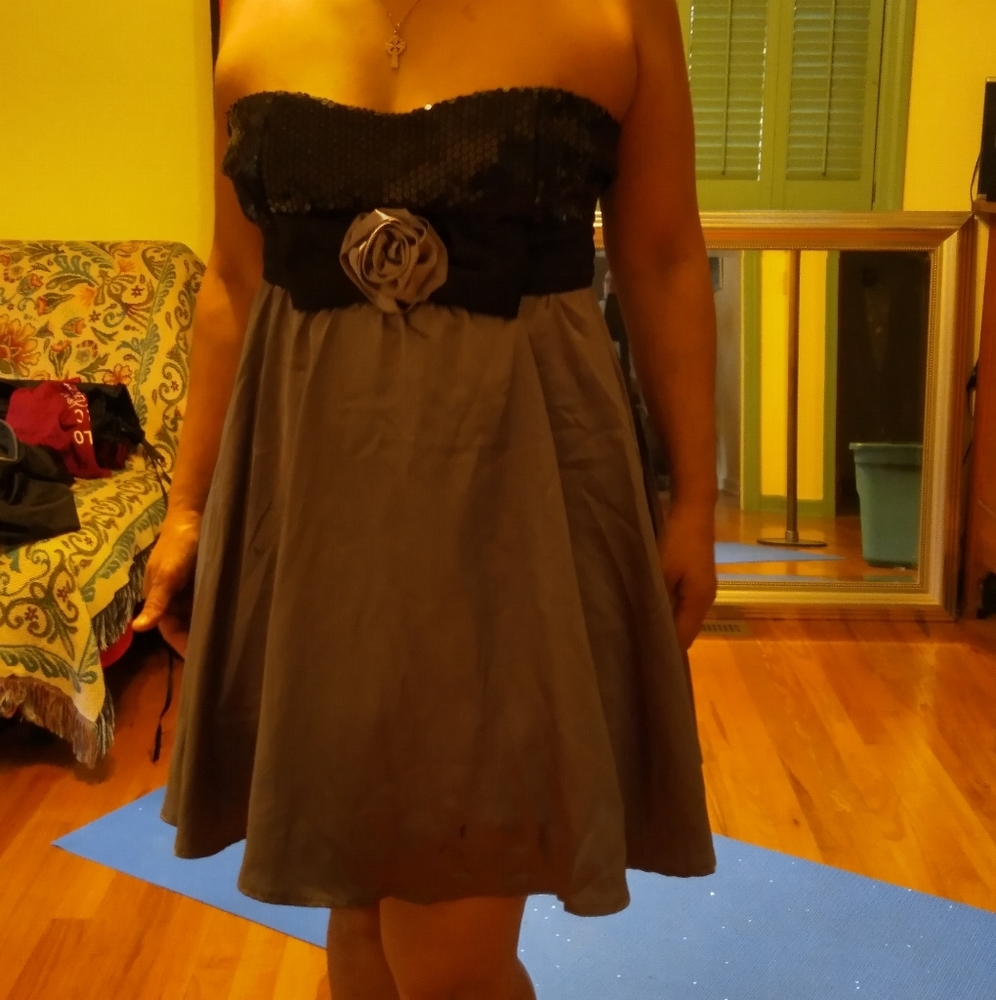 Black and silver strapless rose sequin dress
